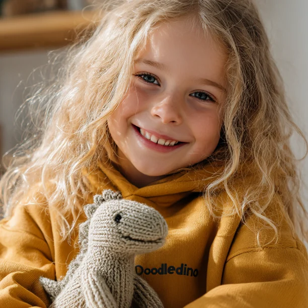 Familie & Kinder Kind mit Dino